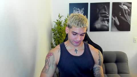 king_of_kings__ online show from December 2, 11:46 pm