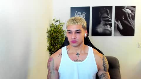 king_of_kings__ online show from December 2, 1:51 am