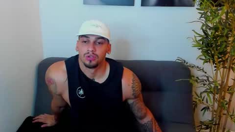 king_of_kings__ online show from September 11, 5:09 am