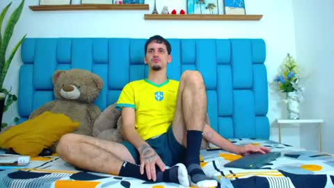 king voy online show from March 10, 6:29 am