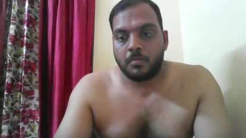 kingalpines1 online show from May 26, 6:36 pm