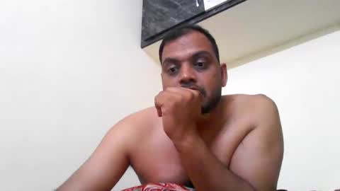 kingalpines1 online show from May 12, 5:22 pm