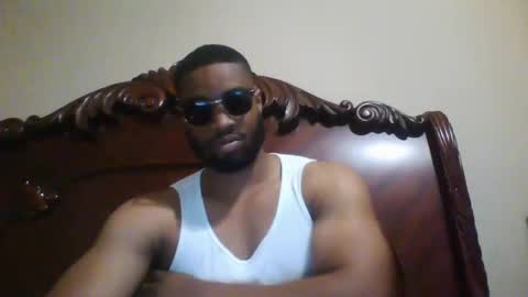 Snapshot of kingdreck28 chatting on February 4, 4:05 am kingdreck28 online show from February 4, 4:05 am