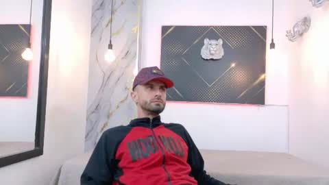 KING  online show from July 15, 4:07 am