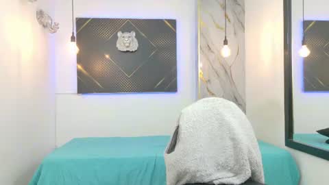 KING  online show from July 12, 4:59 am