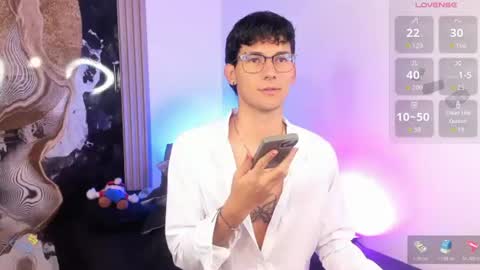  A L E X  online show from June 28, 2:40 am