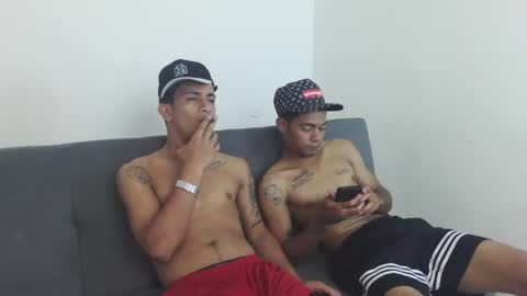 DOMINANT ALPHA KINGS online show from July 16, 7:17 pm