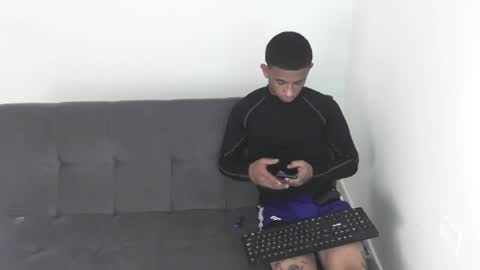 DOMINANT ALPHA KINGS online show from June 18, 9:14 am
