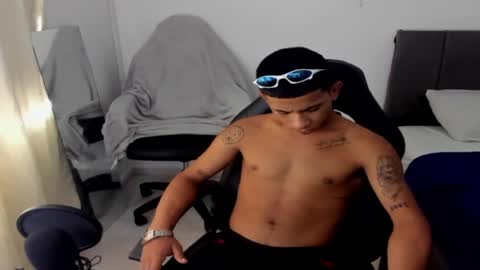 DOMINANT ALPHA KINGS online show from June 24, 8:27 pm