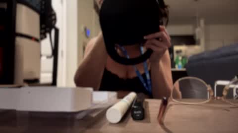 Snapshot of kinkbitch25 chatting on January 17, 12:42 am Kinkbitch online show from January 17, 12:42 am