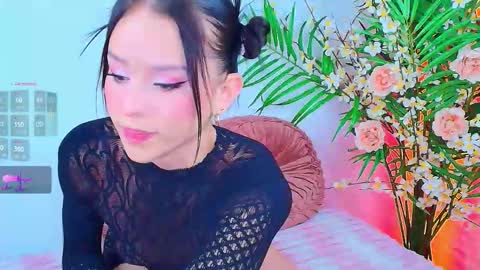 Snapshot of kinky_karo chatting on September 23, 1:54 am online show from September 23, 1:54 am