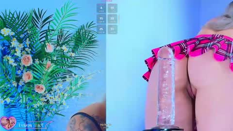 Snapshot of kinky_karo chatting on September 10, 1:28 am online show from September 10, 1:28 am