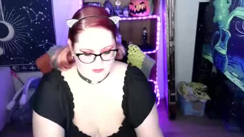 kinky_witch13 online show from March 18, 5:08 pm