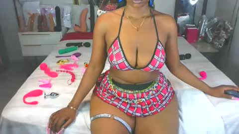 KinyBunz online show from February 21, 1:08 am