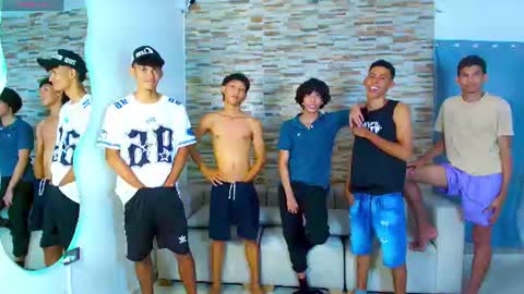 kinkyhousexxx online show from July 10, 3:33 am
