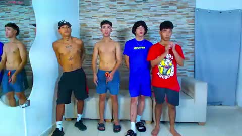 kinkyhousexxx online show from June 29, 5:04 am