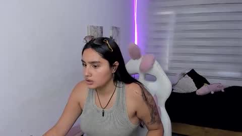 kir_ely online show from May 30, 7:12 pm