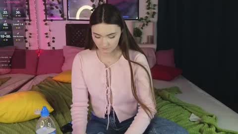 kira_jin online show from February 22, 2:30 pm