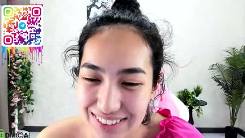 Snapshot of kira_lilian chatting on October 16, 3:17 am Aura online show from October 16, 3:17 am