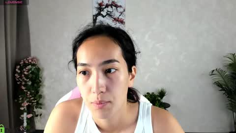 Snapshot of kira_lilian chatting on September 21, 3:43 am Aura online show from September 21, 3:43 am