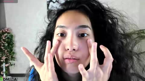 Snapshot of kira_lilian chatting on September 17, 3:54 am Aura online show from September 17, 3:54 am