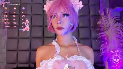 Kira  online show from June 15, 4:26 am