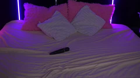 Kira online show from November 21, 10:19 pm