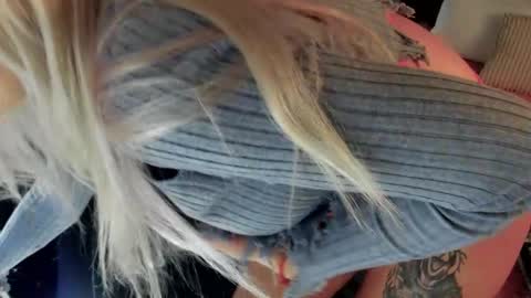 Kira online show from November 9, 2:04 am