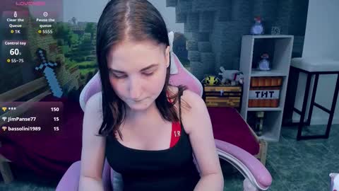 KiraParker online show from March 8, 2:04 am