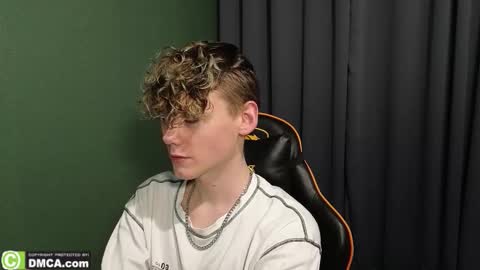 Kirill and Andrey online show from February 19, 2:00 am