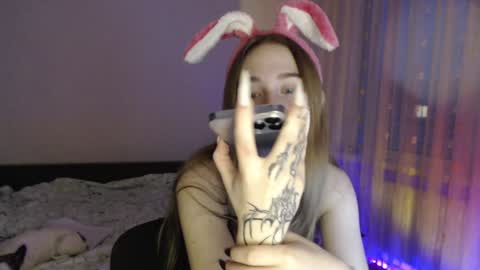 kisa____ online show from December 15, 2:27 pm
