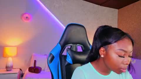 kishalove_ online show from June 29, 10:48 am