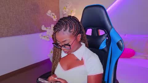 kishalove_ online show from July 17, 11:01 am