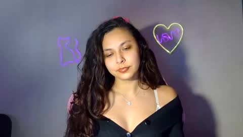 Snapshot of kiss_ameliaa chatting on February 28, 5:48 pm kiss_ameliaa online show from February 28, 5:48 pm