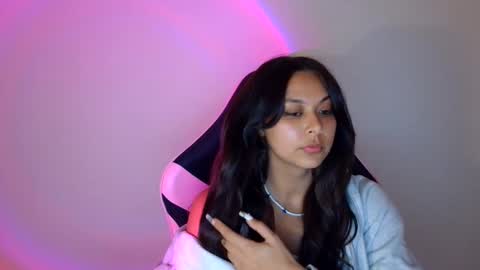 Snapshot of kiss_ameliaa chatting on October 10, 3:29 pm kiss_ameliaa online show from October 10, 3:29 pm