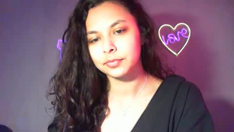 Snapshot of kiss_ameliaa chatting on February 25, 8:14 am kiss_ameliaa online show from February 25, 8:14 am