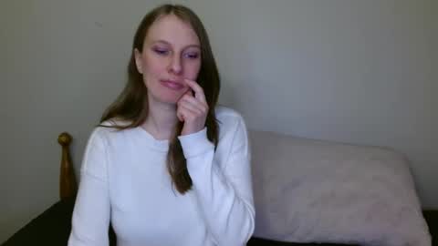 Allie online show from March 4, 10:38 pm