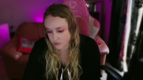 Snapshot of kissica chatting on February 17, 2:49 pm kissica online show from February 17, 2:49 pm