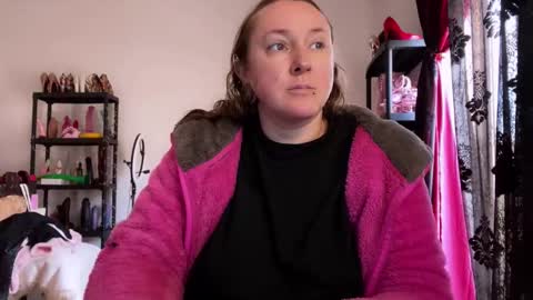 kissica online show from February 1, 12:57 pm