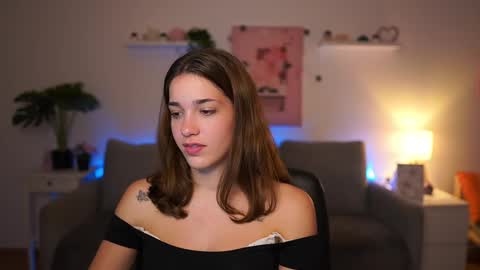 Sisi online show from November 11, 2:52 pm