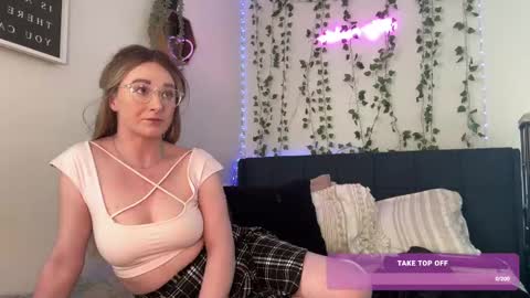 Kaitie online show from March 2, 4:32 pm