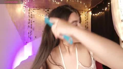 Helena and Brad online show from November 3, 3:40 am