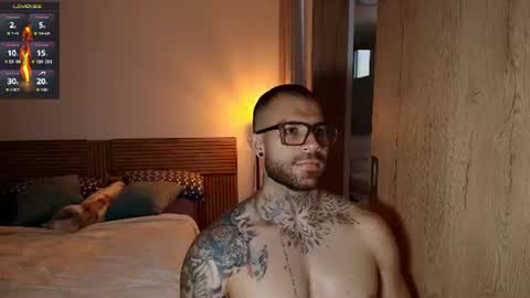 kite__ online show from July 10, 10:36 pm