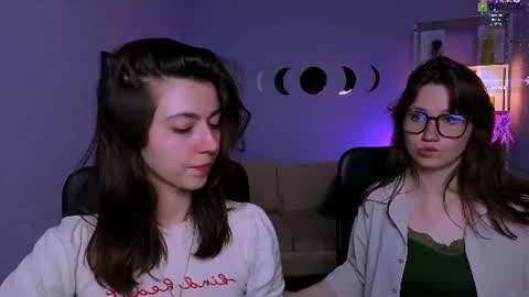 kitniss online show from June 15, 2:25 am
