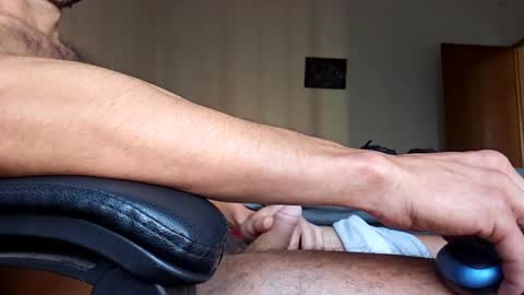 Steve Cocks online show from January 17, 11:30 am