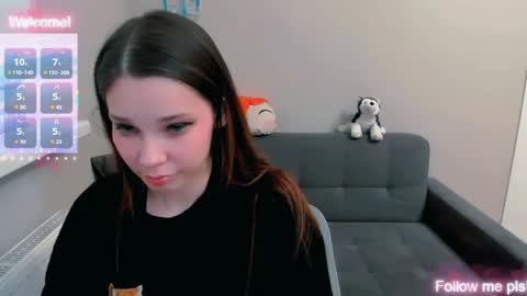 Alissa online show from June 4, 8:15 pm