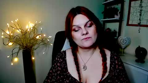 Kitten online show from July 12, 1:47 pm