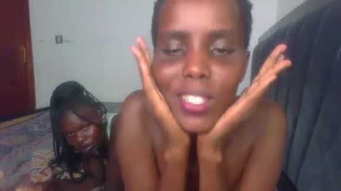 kittengirl_xo online show from March 10, 8:35 pm