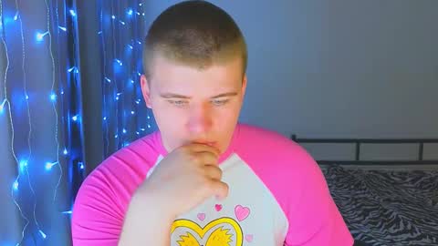 Vlad online show from December 14, 1:23 am