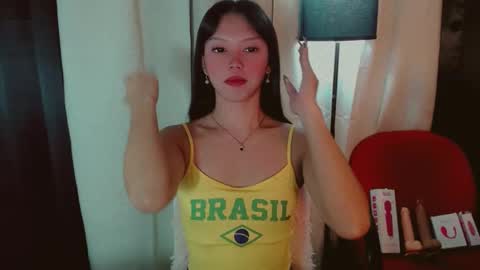 KITTY online show from November 20, 8:28 pm